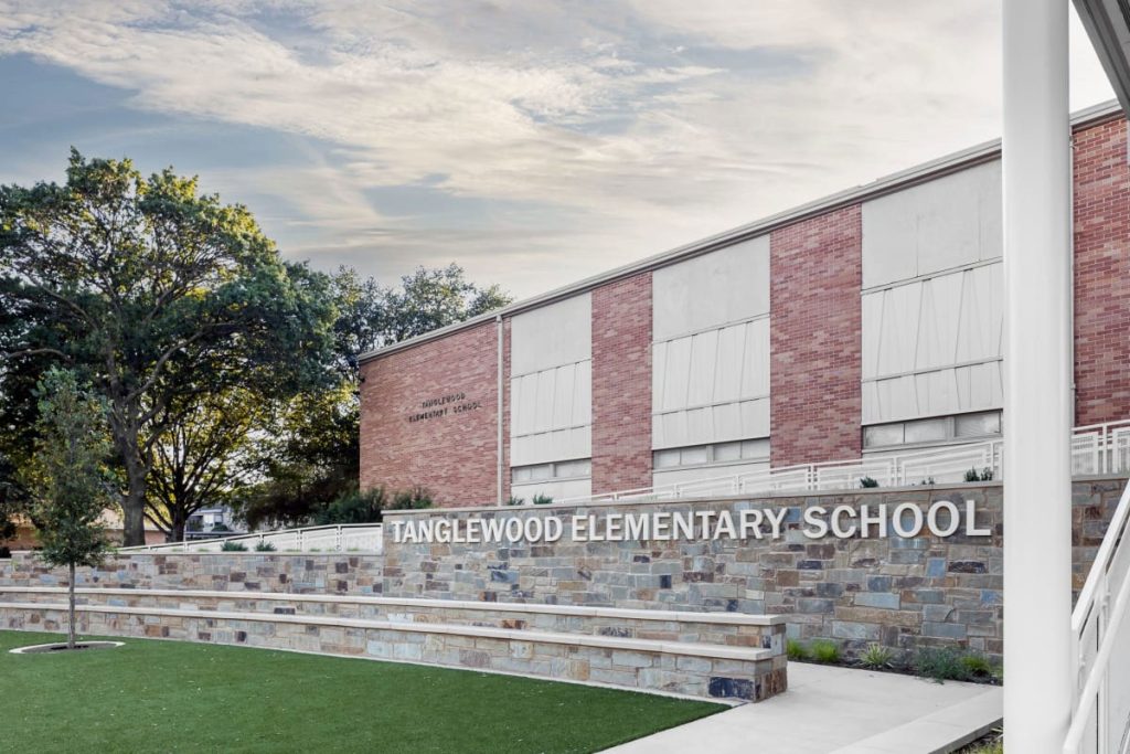 Tanglewood-Elementary-School-Front