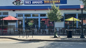 Tres Amigos Tacos & Tequila place picture