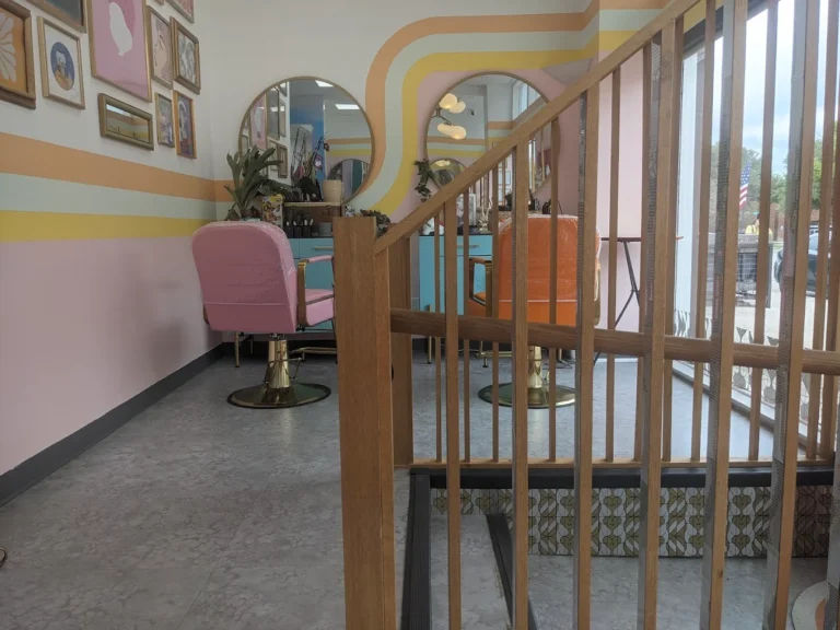 Dreamhouse Salon