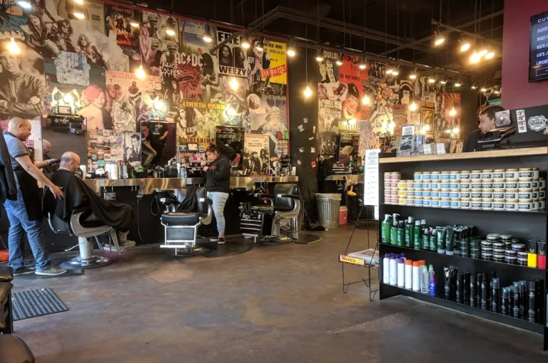 Floyd’s 99 Barbershop