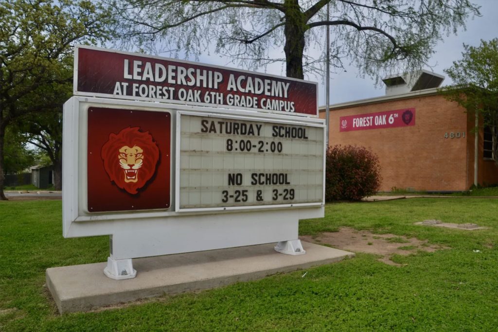 Leadership-Academy-at-Forest-Oak-Middle-Front