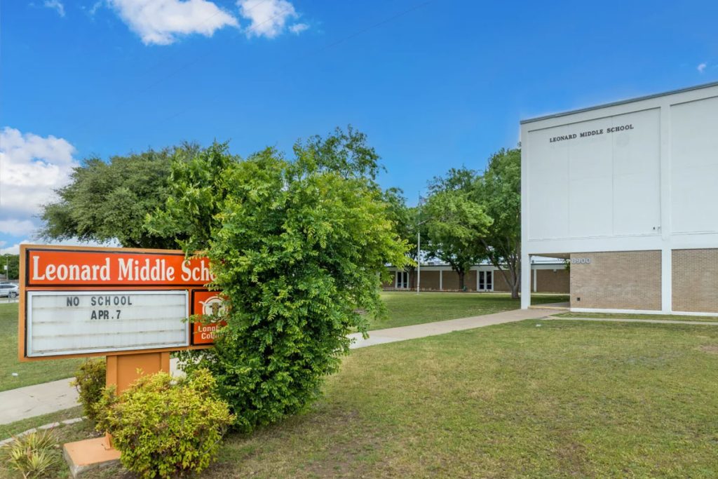 Leonard-Middle-School-Front