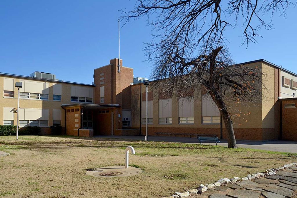 Riverside-Middle-School-Front
