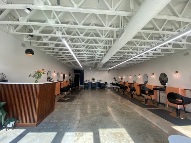 Salon Atlas