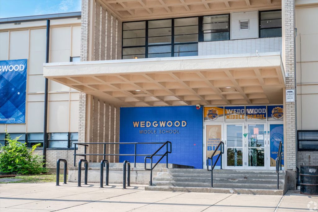 Wedgwood-Middle-School-Front