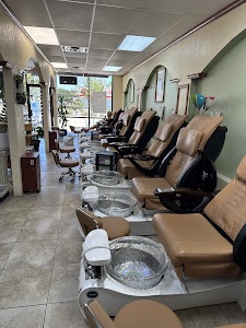 Sunny's nail spa place picture