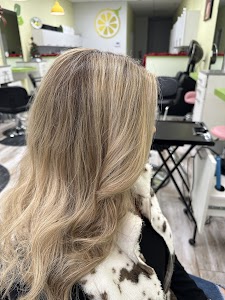 Salon West place picture